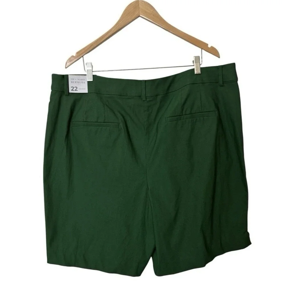 Lane Bryant 4 Season Bermuda Shorts Eden Green Size 22